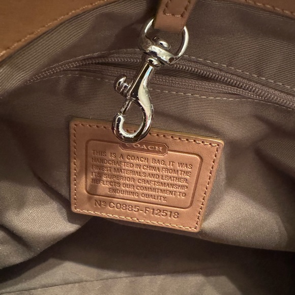 Coach signature purse with leather / GREAT condition - Picture 7 of 16